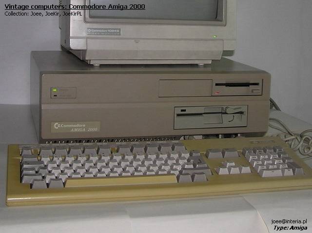 Commodore Amiga 2000 - 07.jpg